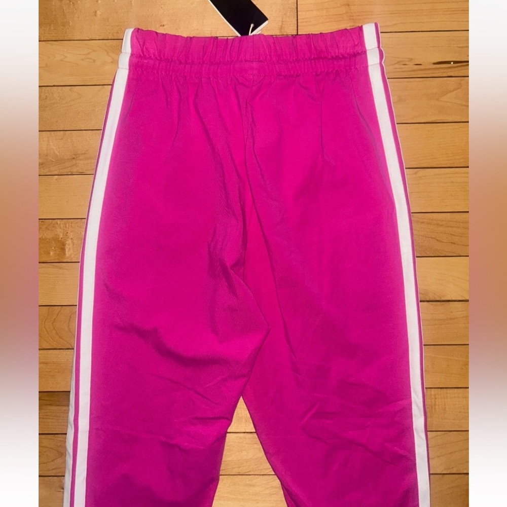 NEW! NWT ADIDAS 3 Stripes Jogger Pants in Lucid Fuchsia Pink Size XS - Picture 3 of 3